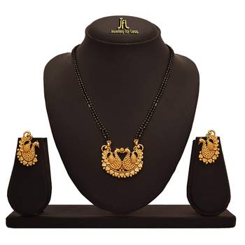 Gold mangalsutra 1