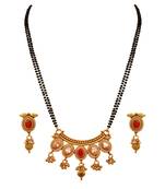 Gold diamond mangalsutra