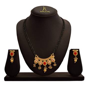 Gold diamond mangalsutra 2