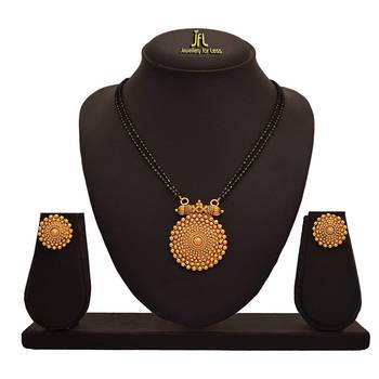 Gold mangalsutra 2