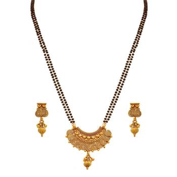Gold mangalsutra 1