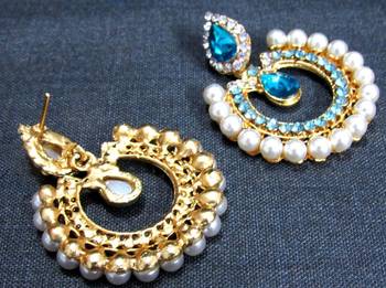 Sky blue stone tilak polki necklace set 4