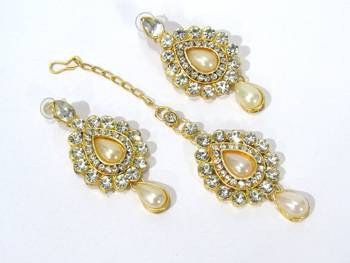 White pearl stone kundan bridal necklace set 3