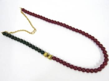 Maroon green beads necklace 2