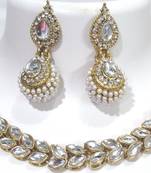 White leaf stone necklace set