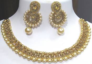 Golden stone polki drop necklace set 3