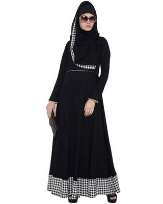 Black And White Kashiboo Printed Islamic Abaya 1