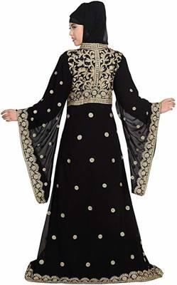 Black georgette islamic kaftan with zari and stone work 2