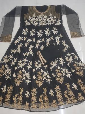 Black embroidered net semi salwar with dupatta 2