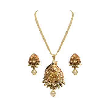 Gold Diamond Pendants 4