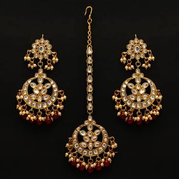 Maroon Color Imitation Peral Kundan Earrings With Maang Tikka 1