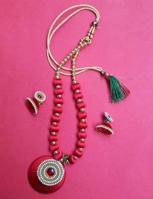 Red Crystal Necklaces 5