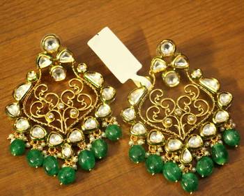 Green Kundan Onyx Yellow Gold Danglers Drops 1