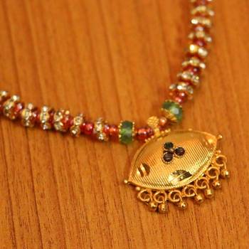 Multicolor Polki Onyx Yellow Gold Mangalsutra 2