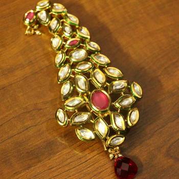 Red Kundan Ruby Yellow Gold Brooch 1