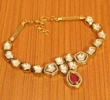 Red Kundan Ruby Yellow Gold Bajuband 1