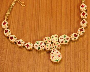 Red Kundan Ruby Yellow Gold Bajuband 3