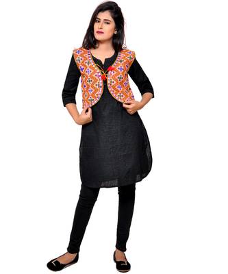 Red Kutchi Embroidered Cotton Blend Short Jacket Women Ethnic Wear 4