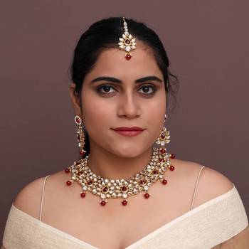 Maroon Color Imitation Pearl And Kundan Necklace With Earrings And Maang Tikka 2