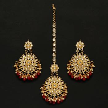 Maroon Color Kundan Earrings With Maang Tikka 1