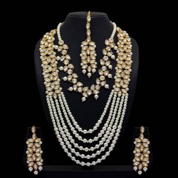 White Color Kundan Necklace With Earrings & Maang Tikka 1