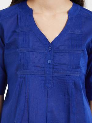 Royal  dobby pleated top with a sleeve with cuffs 5