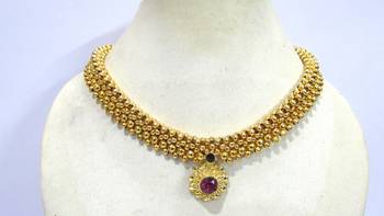 Golden beads pink pendant thushi necklace 1
