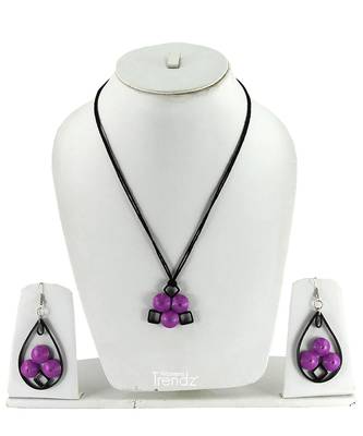 Multicolor Crystal Plain Pendants 1