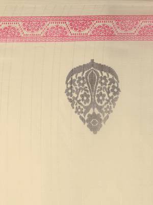Beige printed cotton silk saree with blouse 3