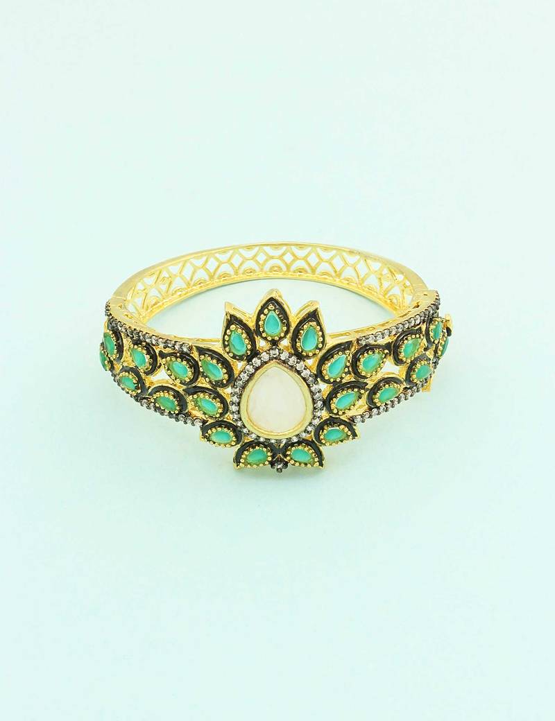 Emerald Green Antique Victorian Kada Jewellery for Women