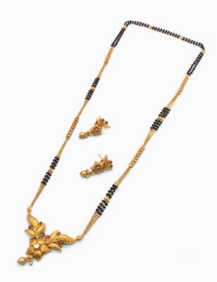 Ruby Red Jadau Kundan Mangal Sutra Jewellery for Women 1