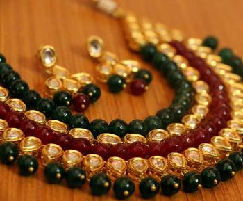 Multicolour Kundan Meenakari Semi Precious Necklace Set 4