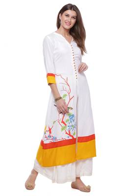 White Printed A-Line Rayon Kurta 3