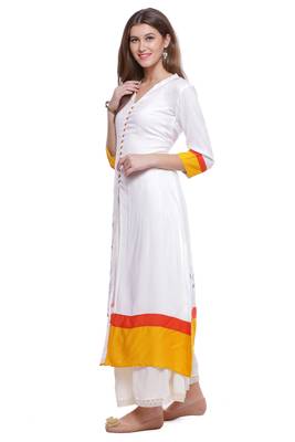 White Printed A-Line Rayon Kurta 4