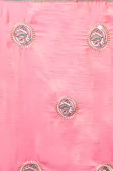 Peach Embroidered Silk Blend Saree With Blouse