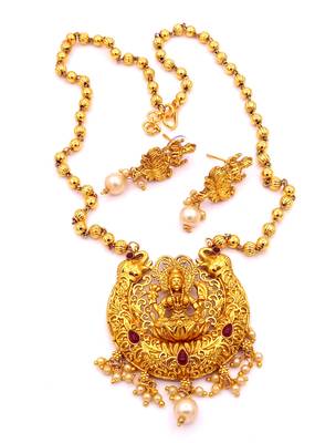Kempu High Gold Plated Laxmi Temple Pendant Earring Set 3