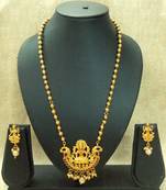 Kempu High Gold Plated Laxmi Temple Pendant Earring Set