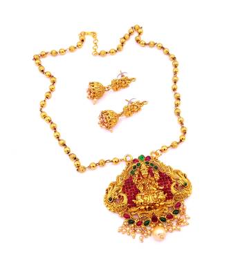 Kempu Green High Gold Plated Laxmi Temple Pendant Earring Set 3