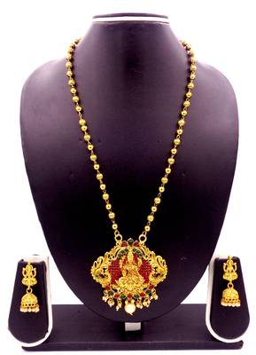 Kempu Green High Gold Plated Laxmi Temple Pendant Earring Set 4