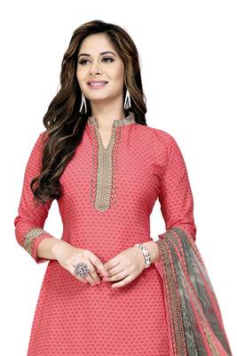 Peach Abstract Print Crepe Salwar With Dupatta 4
