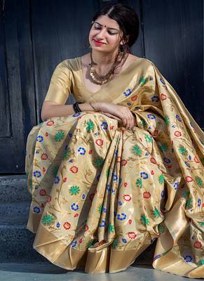 Beige woven saree silk blend with blouse 3