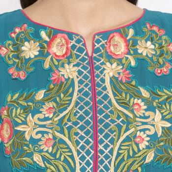 Blue Embroidered Georgette kurta & 5