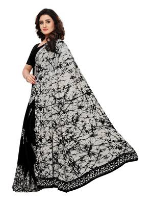 Black printed crepe saree with blouse 2