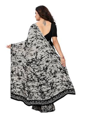 Black printed crepe saree with blouse 4