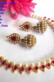 Dark pink pearl necklace set