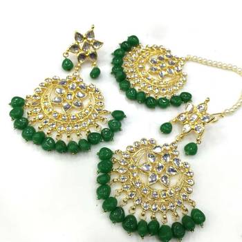 Green Beads Kundan Chandbaali And Mangtikka Set 1