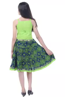 Green Cotton Printed Set of Skirt and Top for Girls