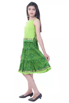 Green Cotton Printed Set of Skirt and Top for Girls