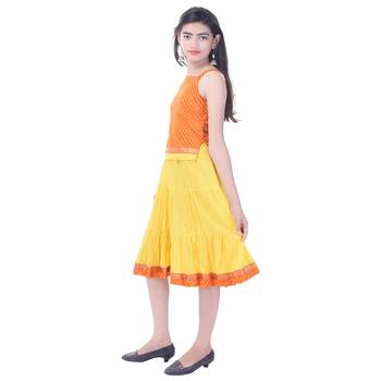 Orange Cotton Printed Set of Skirt and Top for Girls 3