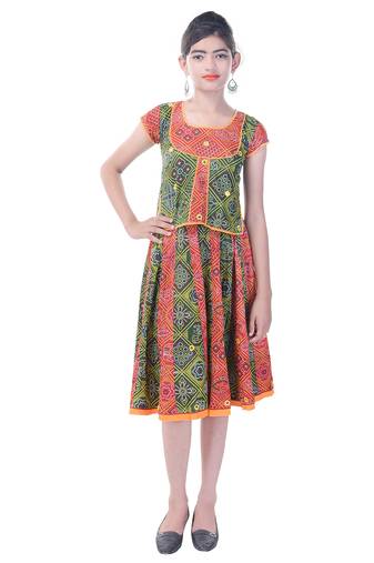 Multicolor Cotton Printed Set of Skirt and Top for Girls